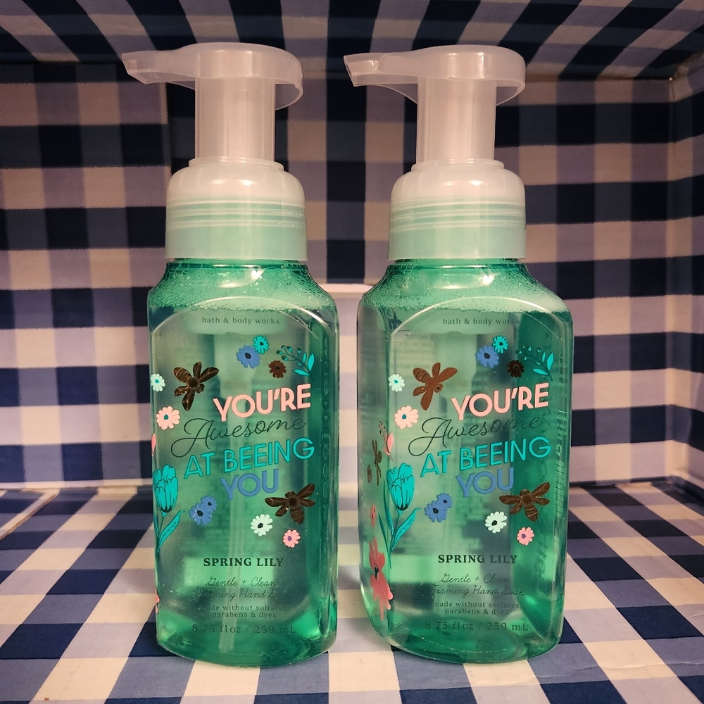 🆕️YOURE AWESOME AT BEEING YOU Gentle Foaming Hand Soap x2 BBW